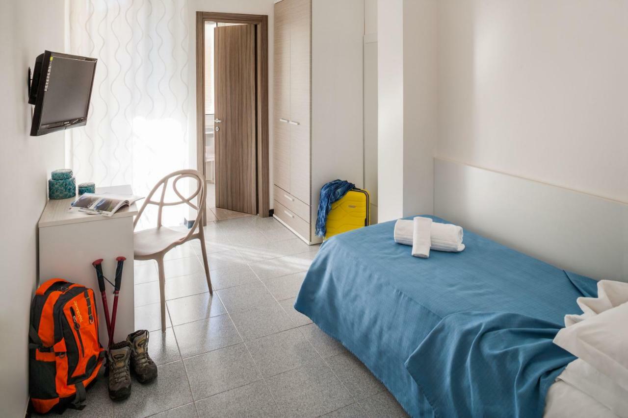 Hotel Villa Teresa Лоано Экстерьер фото