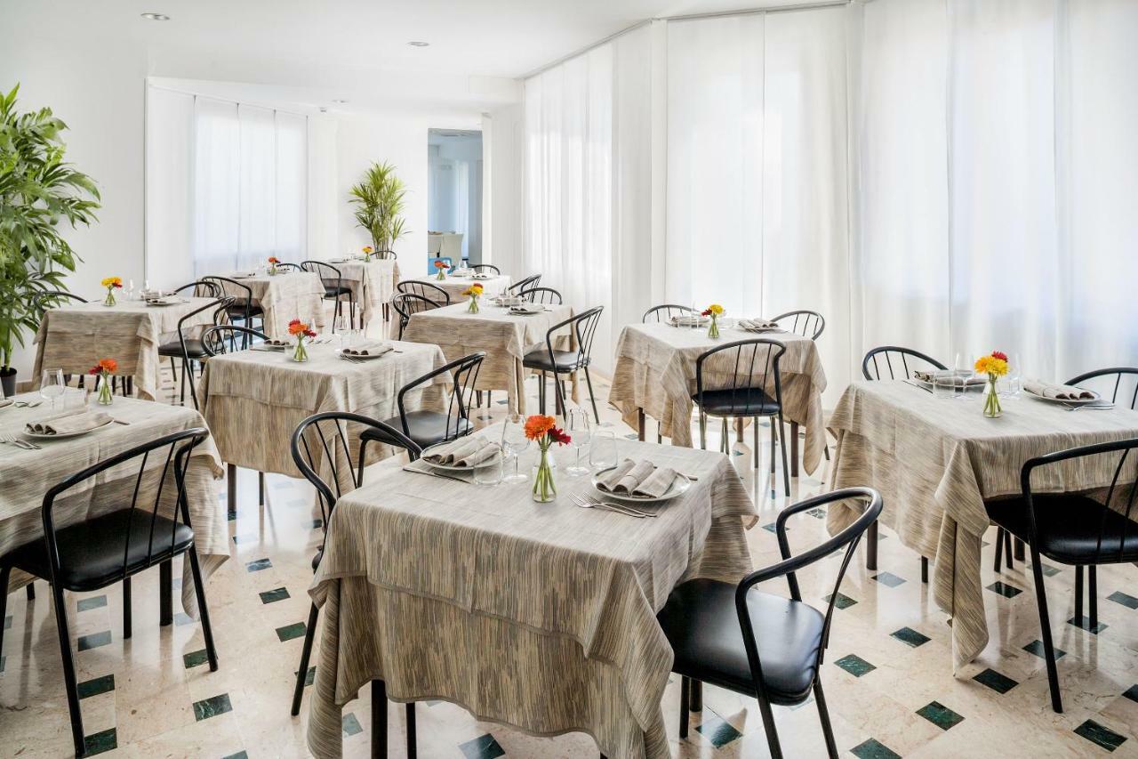 Hotel Villa Teresa Лоано Экстерьер фото